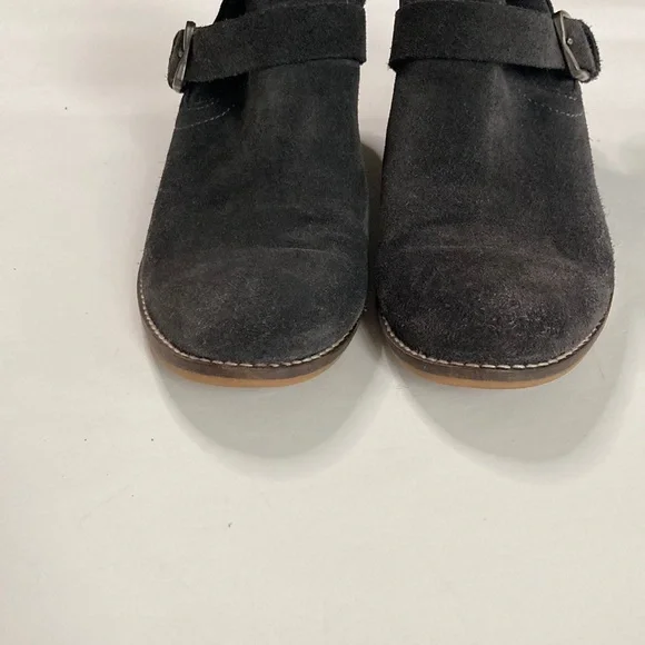 Dolce Vita Prestley Black Suede Ankle Boots - Picture 7 of 11